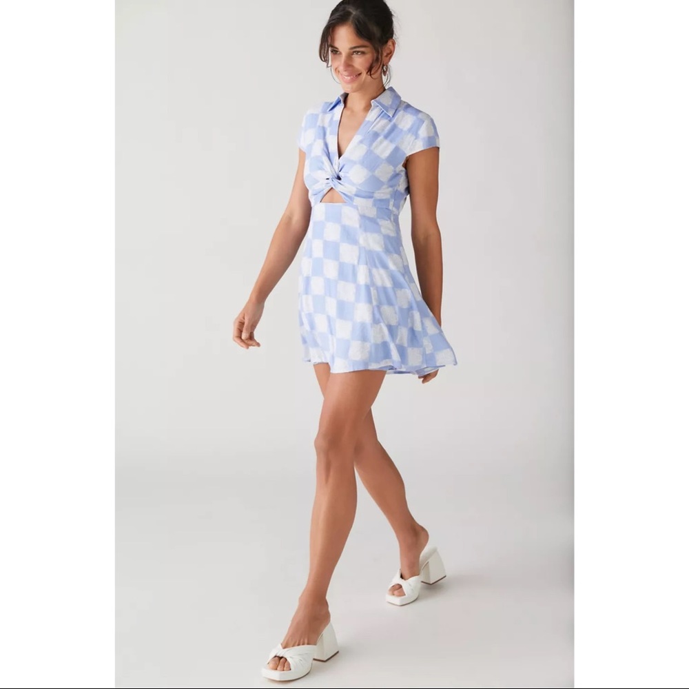 NWT UO Harlow Twist-Front Mini Dress